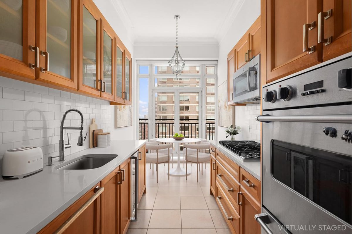 Photo for The Brompton - 205 East 85th Street Condominium in Upper East Side, Manhattan