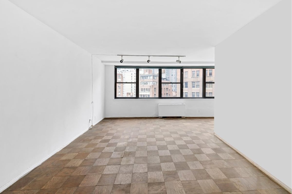 Photo for The Murray Hill Crescent - 225 East 36th Street Cooperative in Murray Hill, Manhattan