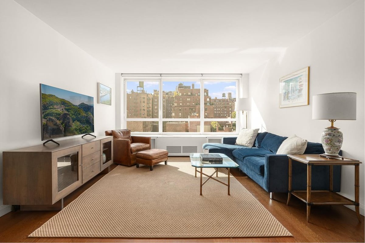 Photo for Carnegie Park Condominium - 200 East 94th Street Condominium in Upper East Side, Manhattan