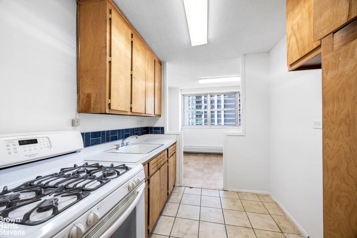 Photo for 75 Henry Street - 75 Henry Street Cooperative in Brooklyn Heights, Brooklyn