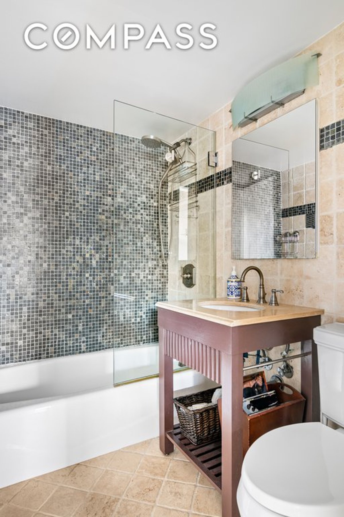 Photo for Beekman Condominium - 350 East 62nd Street Condominium in Upper East Side, Manhattan