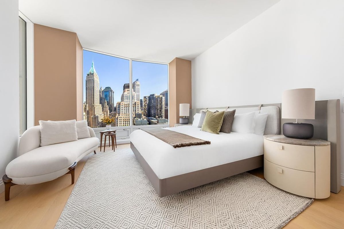 Photo for One Wall Street - 99-101 Wall Street Condominium in Financial District, Manhattan