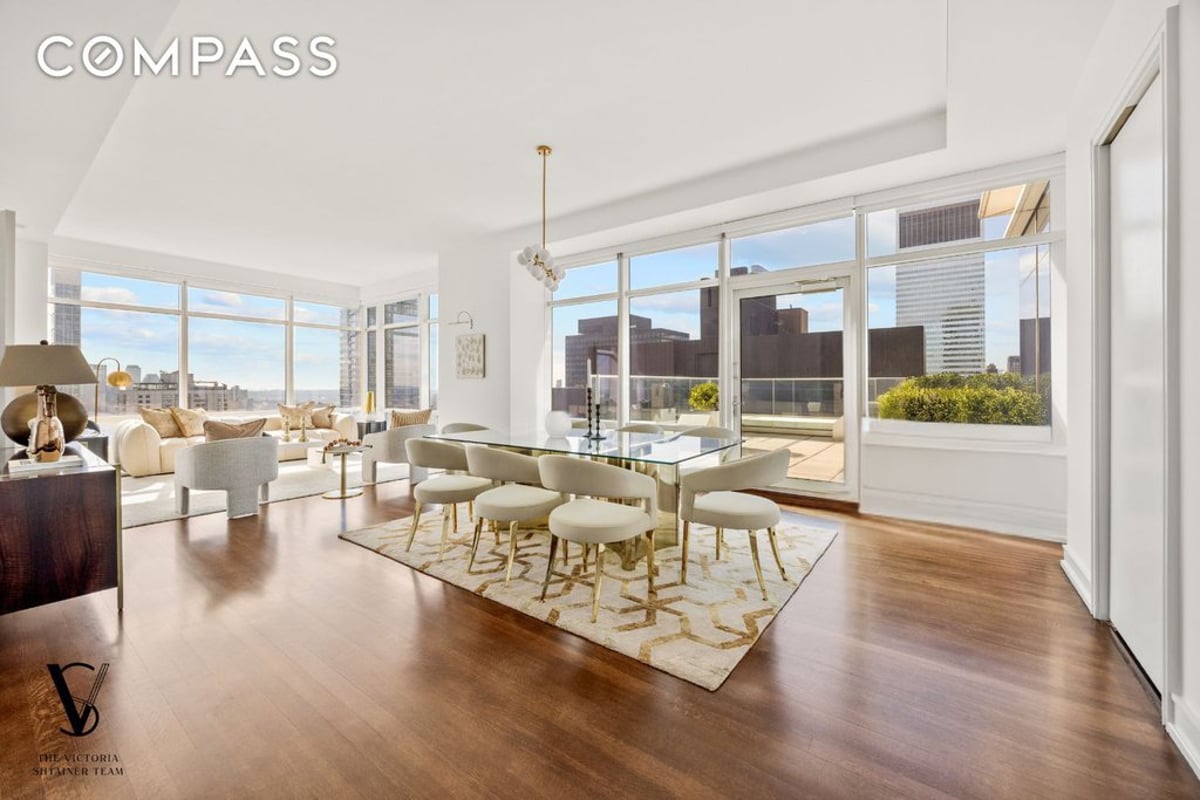 Photo for One Beacon Court - 151 East 58th Street Condominium in Midtown East, Manhattan