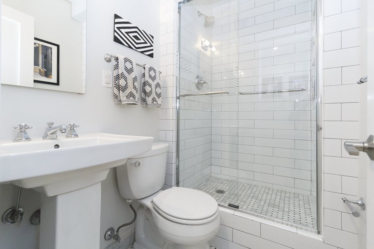 Photo for Gramercy Arms - 145 East 15th Street Cooperative in Gramercy Park, Manhattan