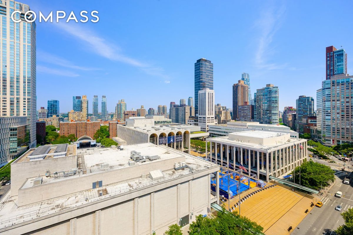 Photo for The Harmony - 61 West 62nd Street Condominium in Upper West Side, Manhattan