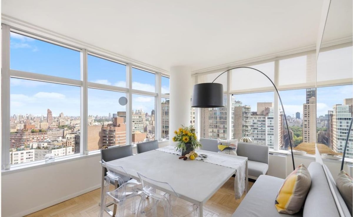 Photo for 3 Lincoln Center - 160 West 66th Street Condominium in Upper West Side, Manhattan