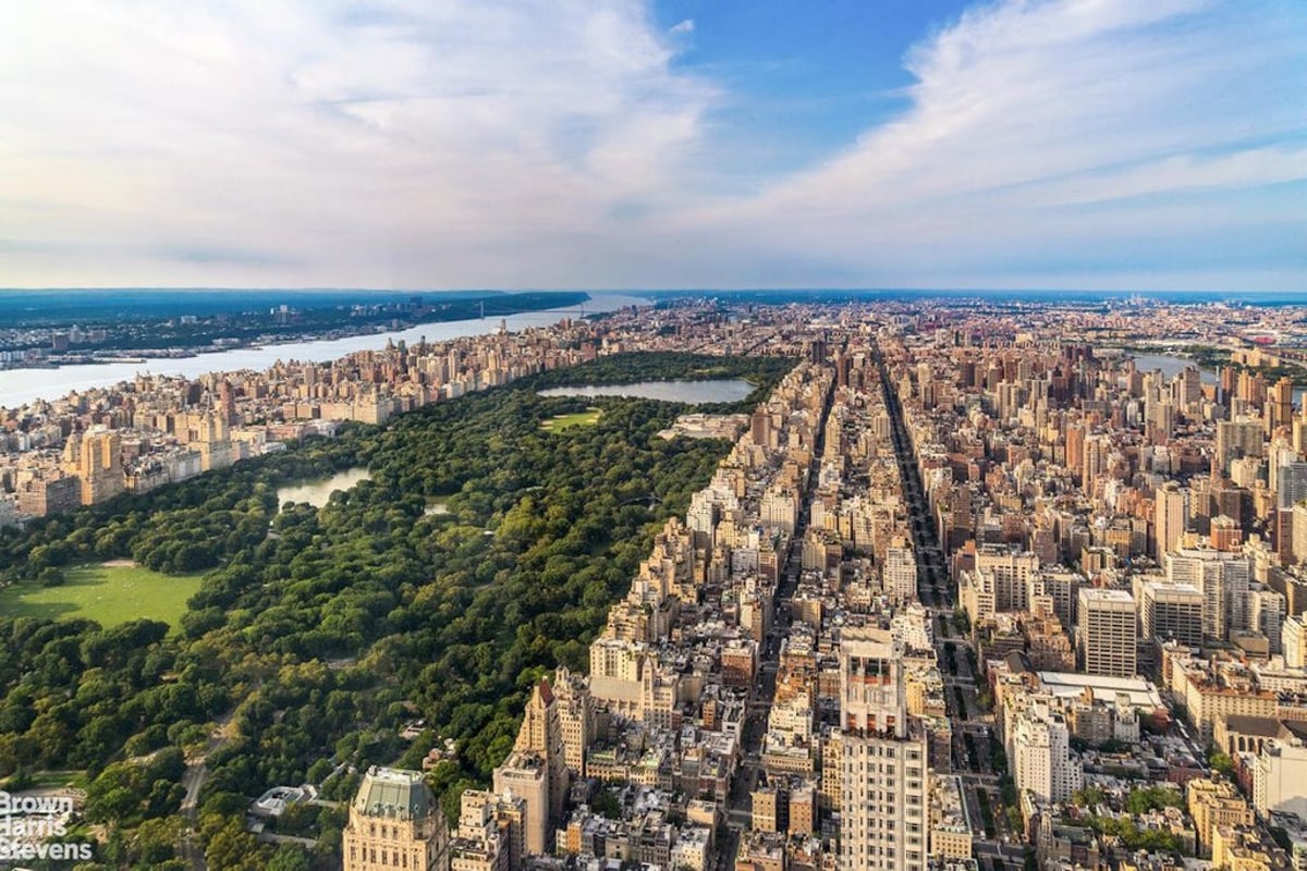 Photo for 432 Park Avenue - 432 Park Avenue Condominium in Midtown East, Manhattan