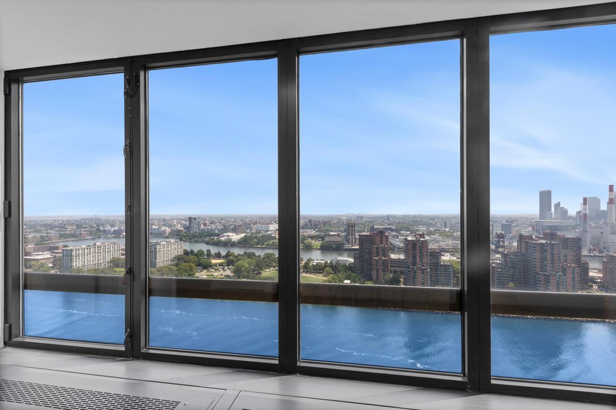 Photo for The Promenade - 530 East 76th Street Condominium in Upper East Side, Manhattan