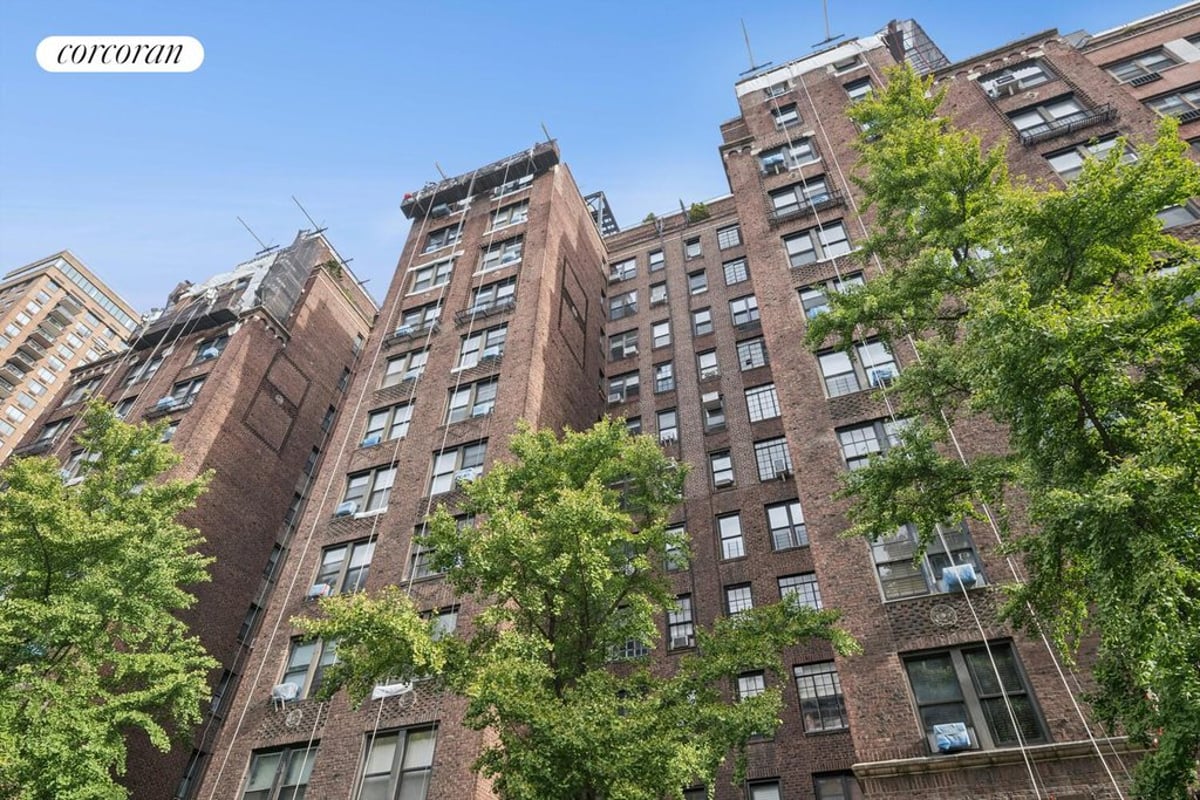 Photo for 333 East 53rd Street - 333 East 53rd Street Cooperative in Midtown East, Manhattan