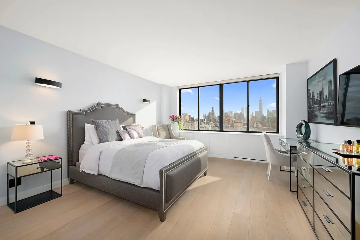 Photo for Grosvenor House - 22 West 15th Street Condominium in Greenwich Village, Manhattan