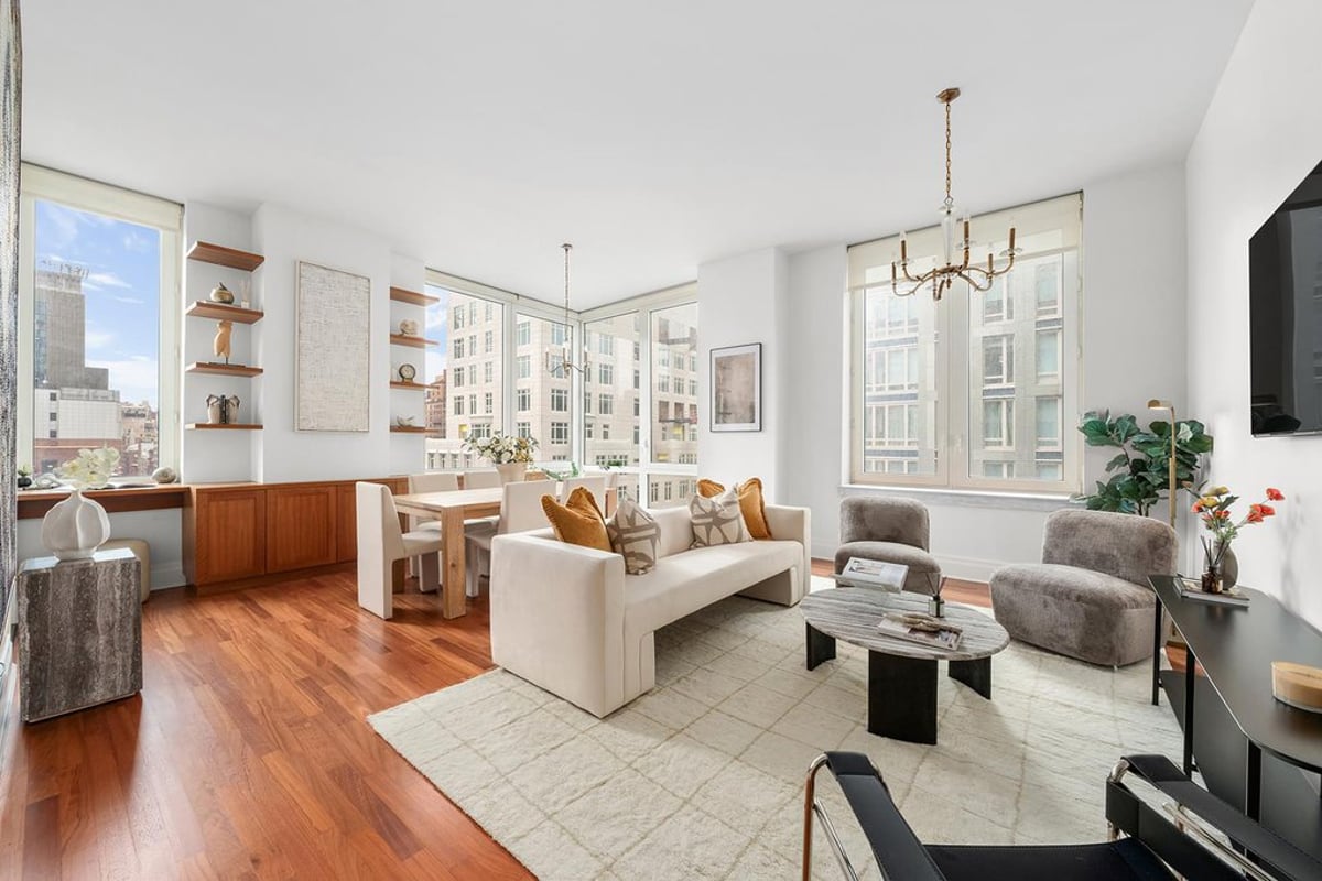 Photo for The Seville - 300 East 77th Street Condominium in Upper East Side, Manhattan