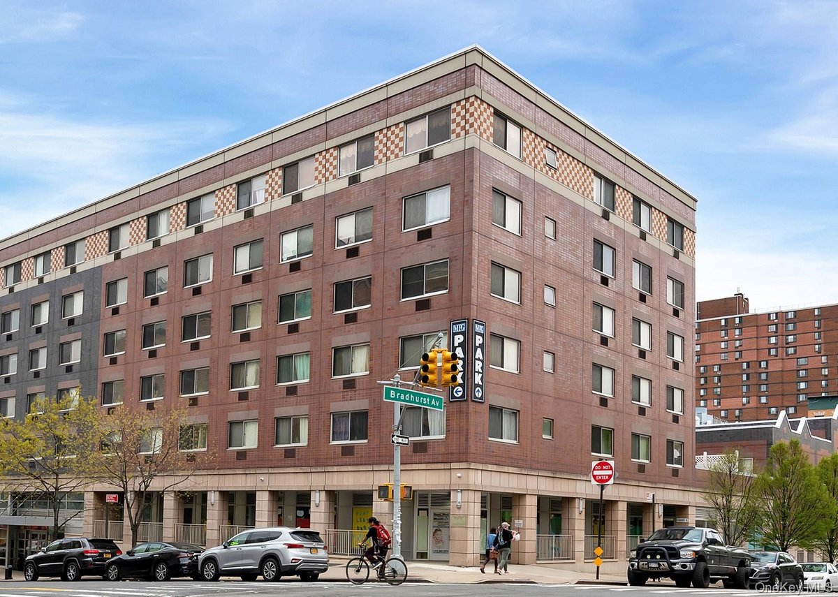 Photo for Bradhurst Court - 300 West 145th Street Condominium in Central Harlem, Manhattan