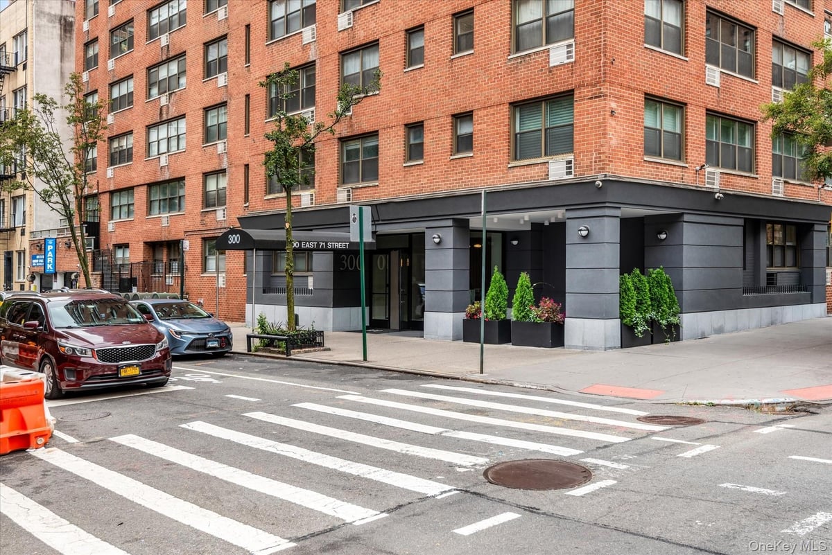 Photo for The Gemstone - 235 West End Avenue Condominium in Upper West Side, Manhattan