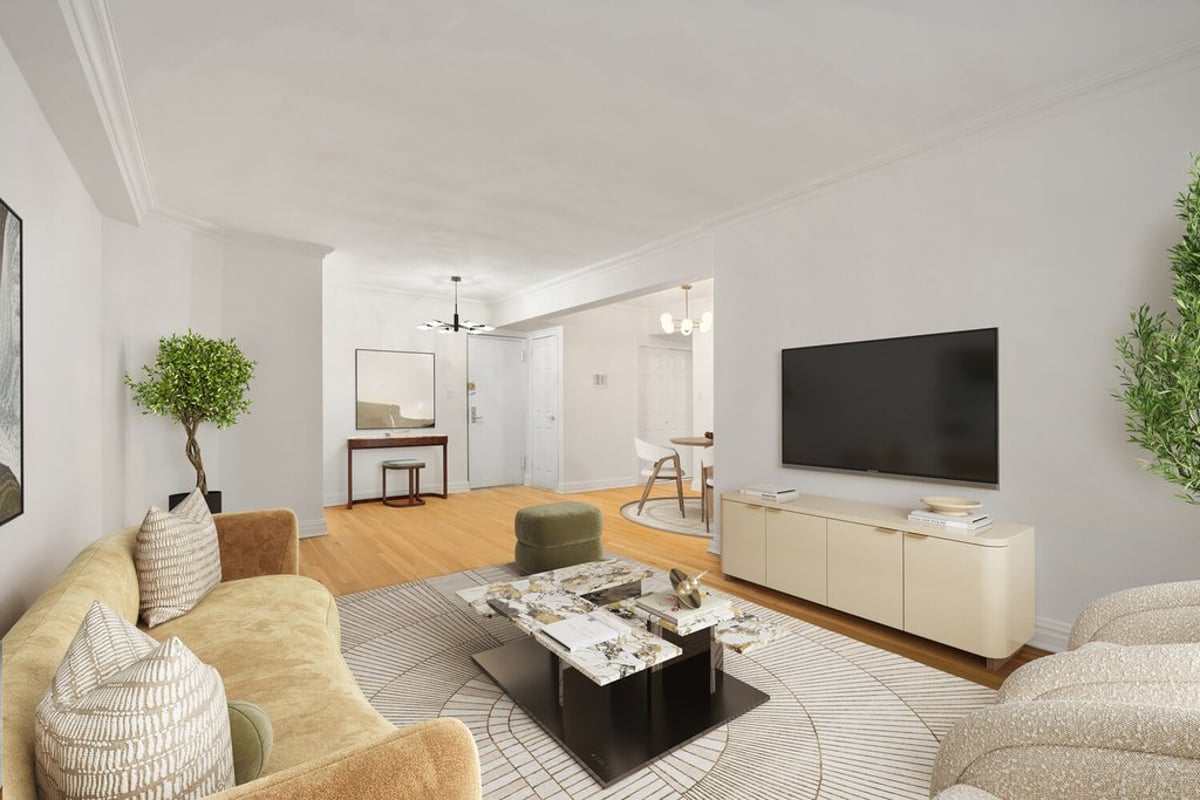 Photo for Charing Cross House - 305 East 72nd Street Condominium in Upper East Side, Manhattan