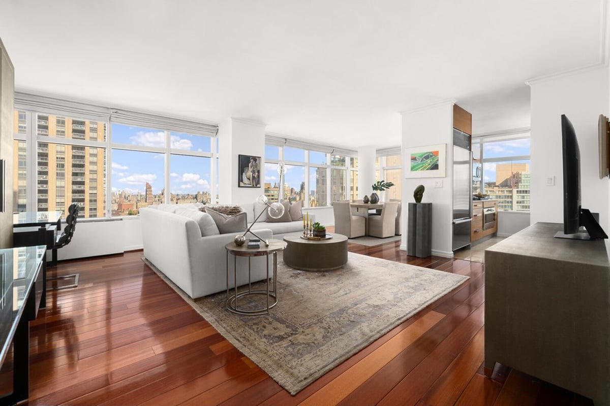 Photo for 3 Lincoln Center - 160 West 66th Street Condominium in Upper West Side, Manhattan