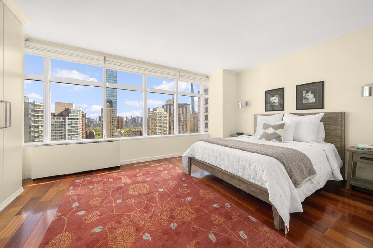 Photo for 3 Lincoln Center - 160 West 66th Street Condominium in Upper West Side, Manhattan