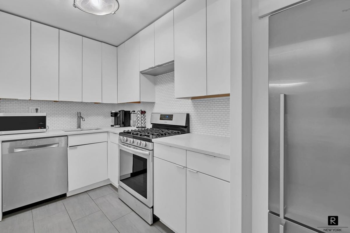 Photo for The Spruce Ridge House - 245 East 25th Street Cooperative in Kips Bay, Manhattan