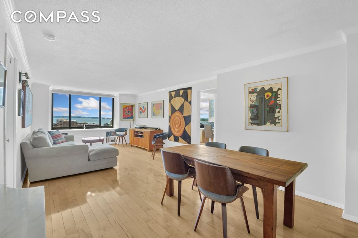 Photo for Liberty Court - 200 Rector Place Condominium in Battery Park City, Manhattan