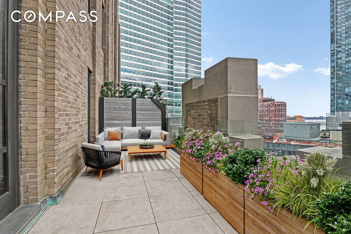 Photo for 100 Barclay - 100 Barclay Street Condominium in Tribeca, Manhattan