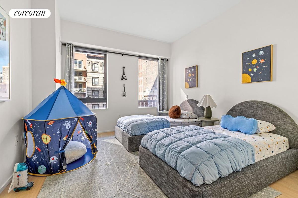 Photo for 121 E 22nd St - 121 East 22nd Street Condominium in Chelsea, Manhattan