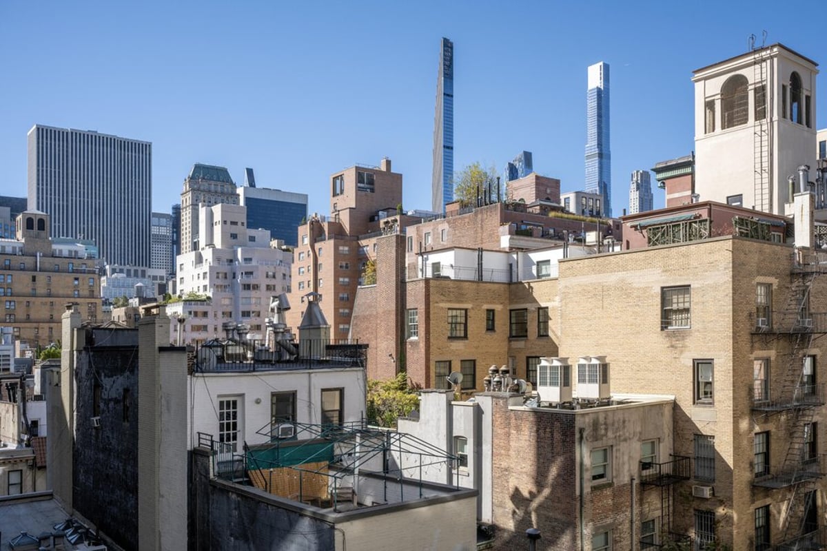 Photo for 650 PARK AVENUE - 650 Park Avenue Cooperative in Upper East Side, Manhattan