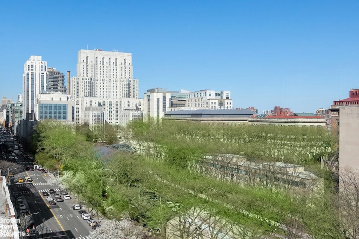 Photo for York River House - 1175 York Avenue  (Resubmit)(Old#C84-166) Condominium in Upper East Side, Manhattan