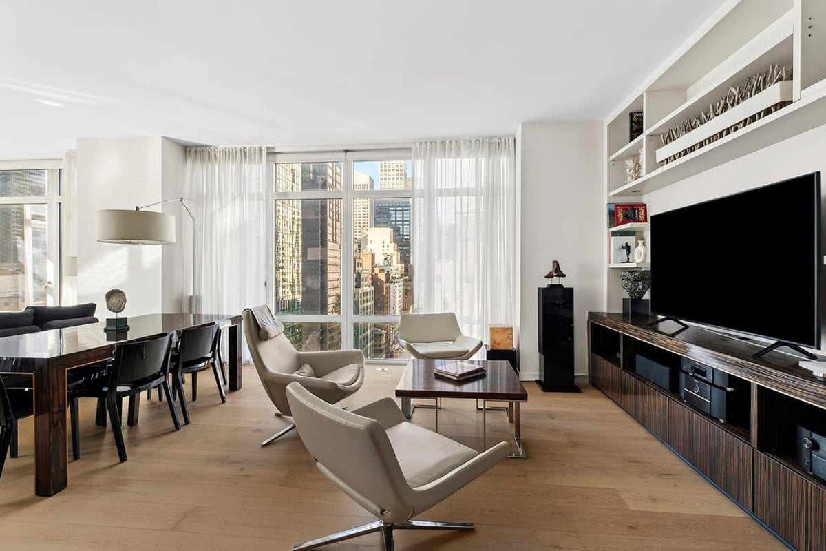 Photo for Place 57 - 207 East 57th Street Condominium in Midtown East, Manhattan