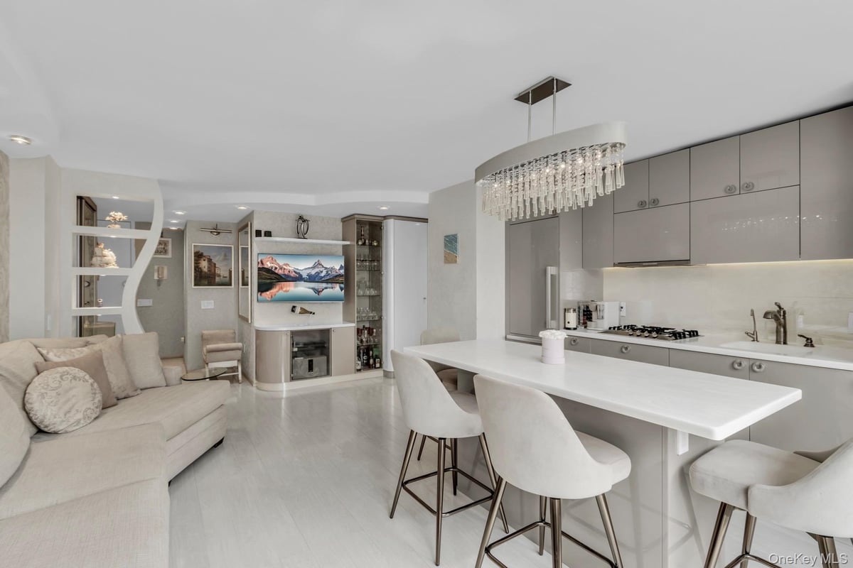 Photo for Mill Rock Plaza - 345 East 93rd Street Cooperative in Upper East Side, Manhattan