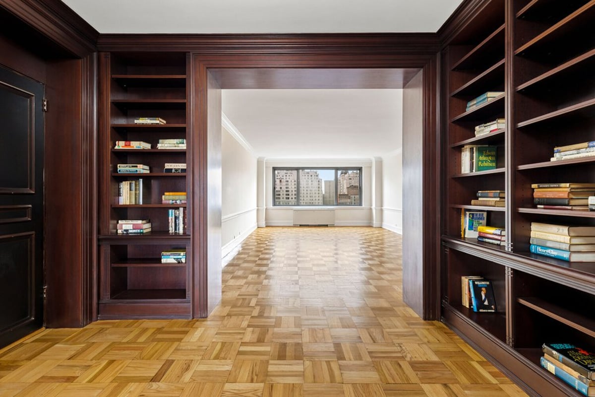 Photo for 650 PARK AVENUE - 650 Park Avenue Cooperative in Upper East Side, Manhattan