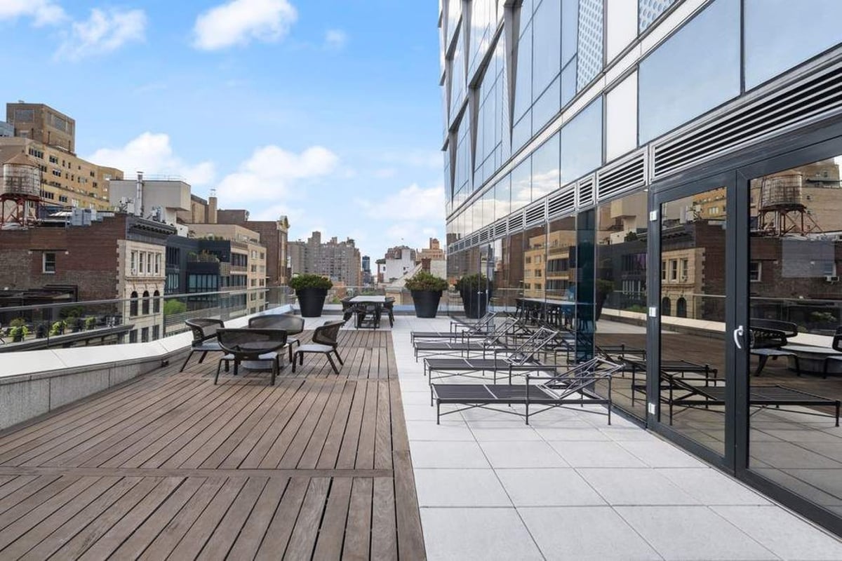 Photo for 35XV - 35 West 15th Street Condominium in Flatiron, Manhattan