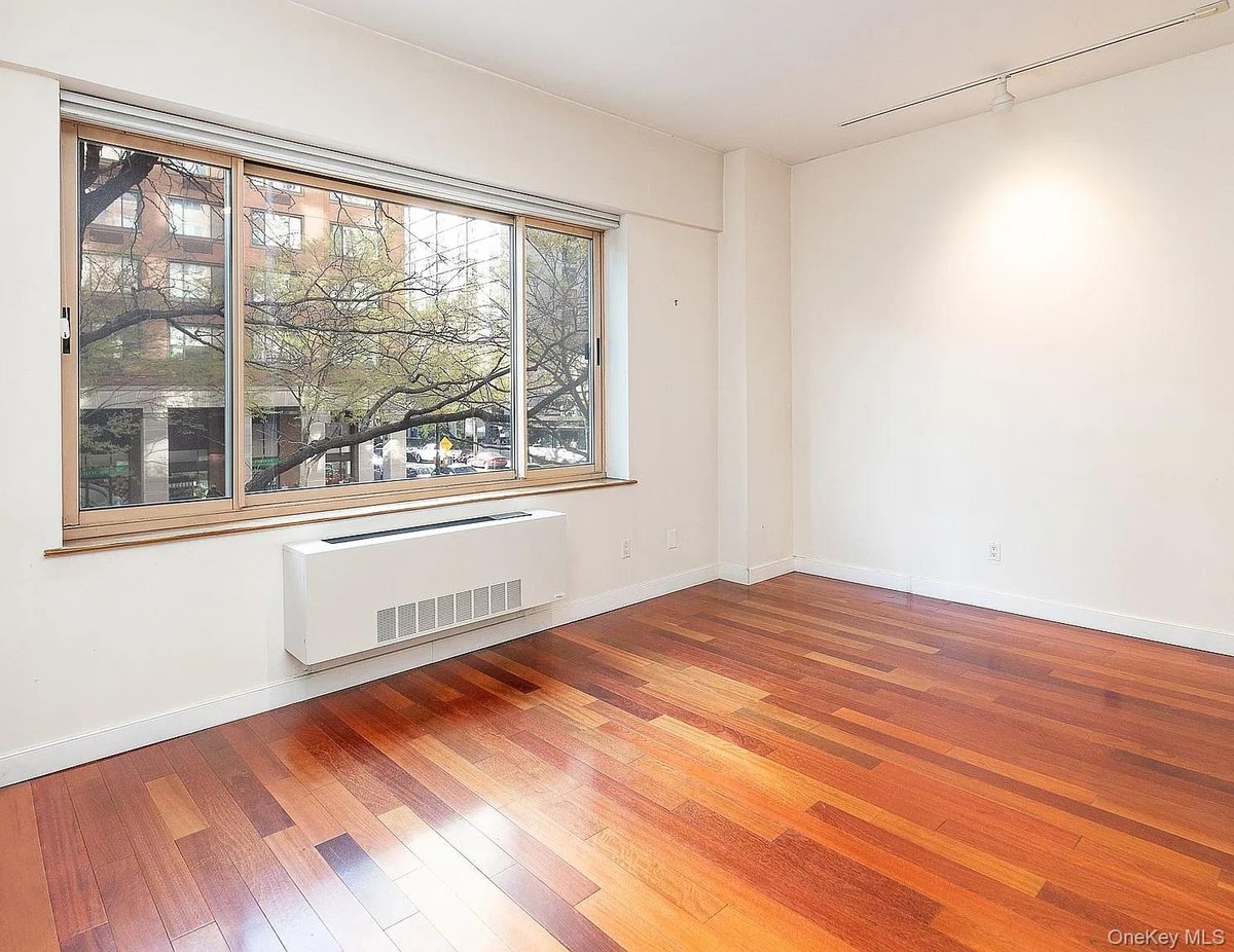 Photo for Hudson View East - 250 South End Avenue Condominium in Battery Park City, Manhattan