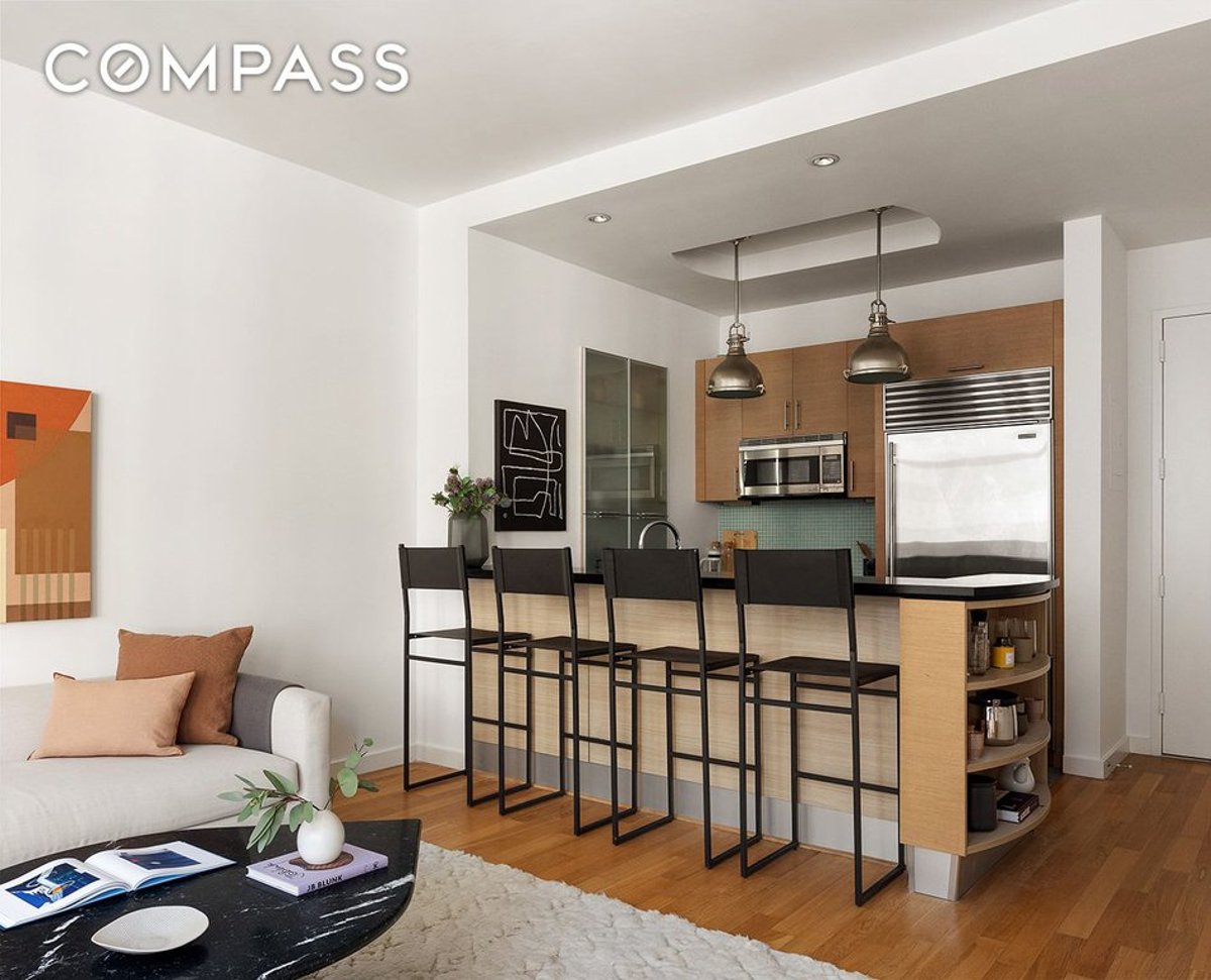 Photo for 325 Fifth Avenue - 325 Fifth Avenue Condominium in Murray Hill, Manhattan