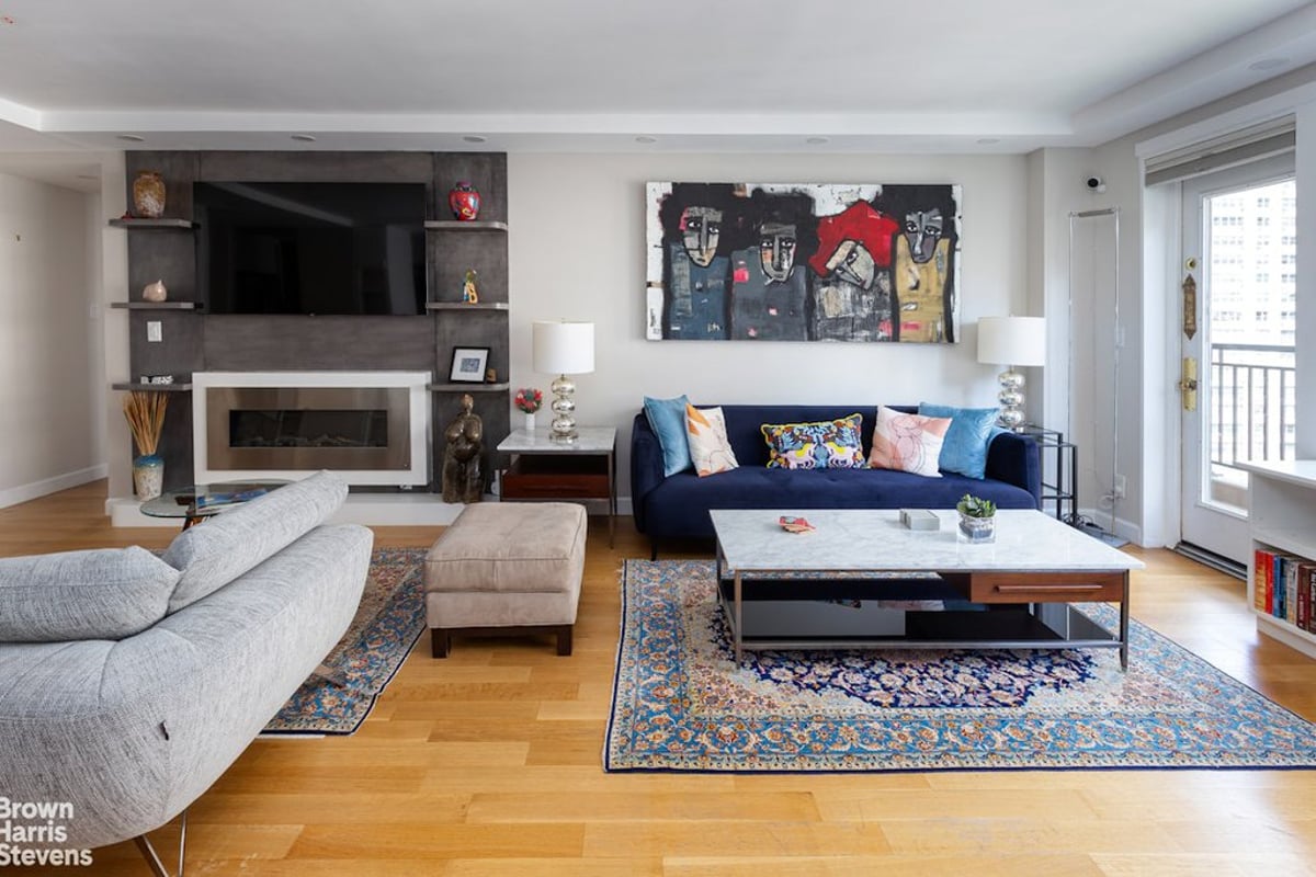 Photo for Lincoln Towers - 140 West End Avenue Condominium in Upper West Side, Manhattan