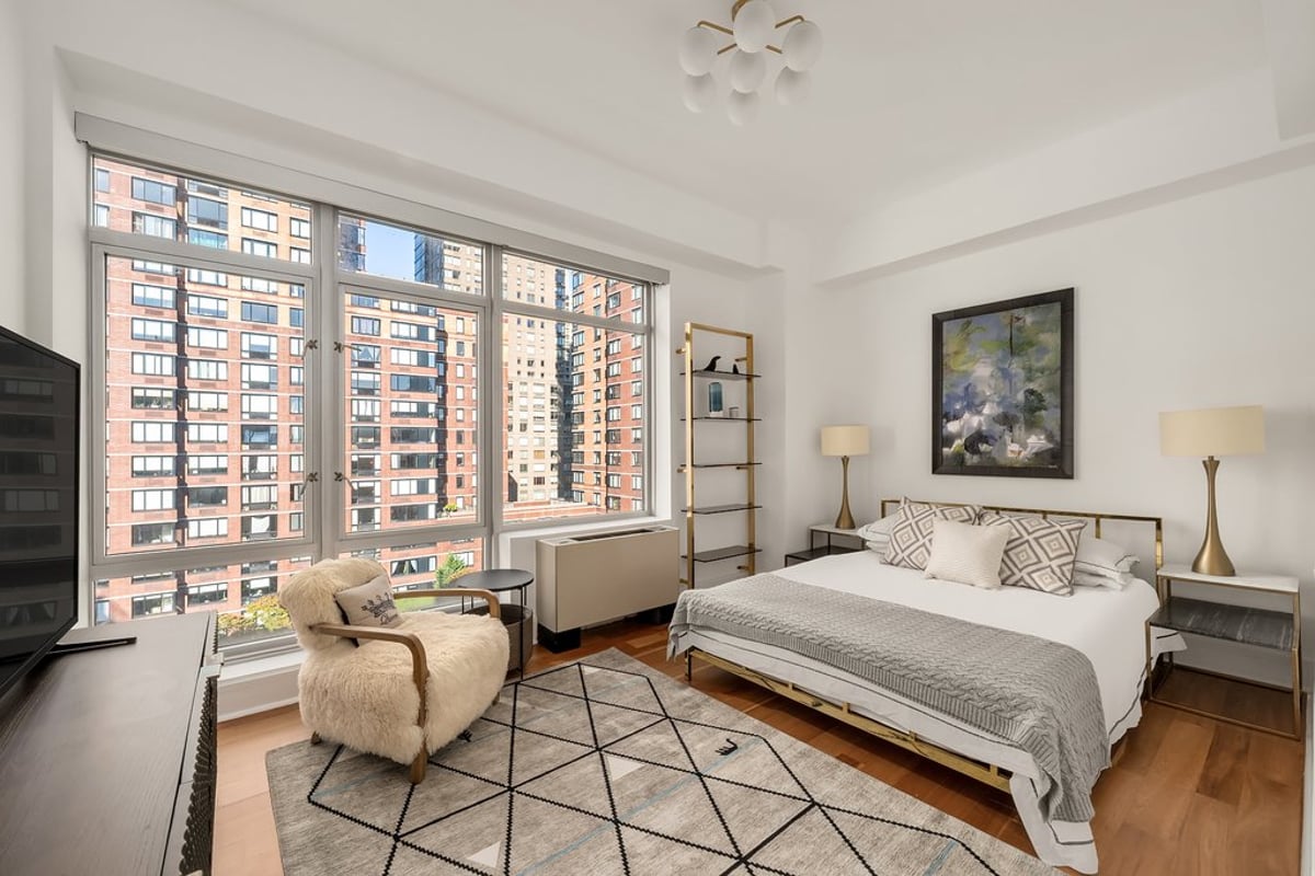 Photo for WEST 58 - 426 West 58th Street Condominium in Midtown West, Manhattan