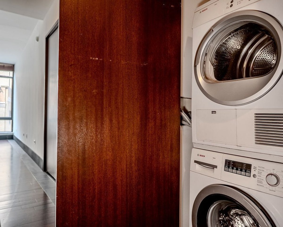 Photo for Setai Wall Street - 40 Broad Street Condominium in Financial District, Manhattan