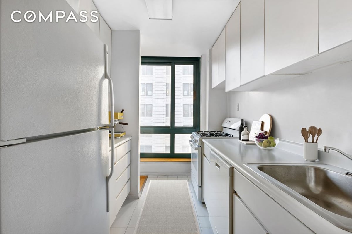 Photo for Zeckendorf Towers - 1 Irving Place Condominium in Union Square, Manhattan