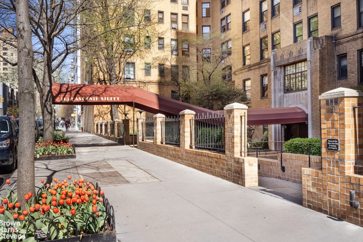 Photo for 315 East 68th Street - 315 East 68th Street Cooperative in Lenox Hill, Manhattan