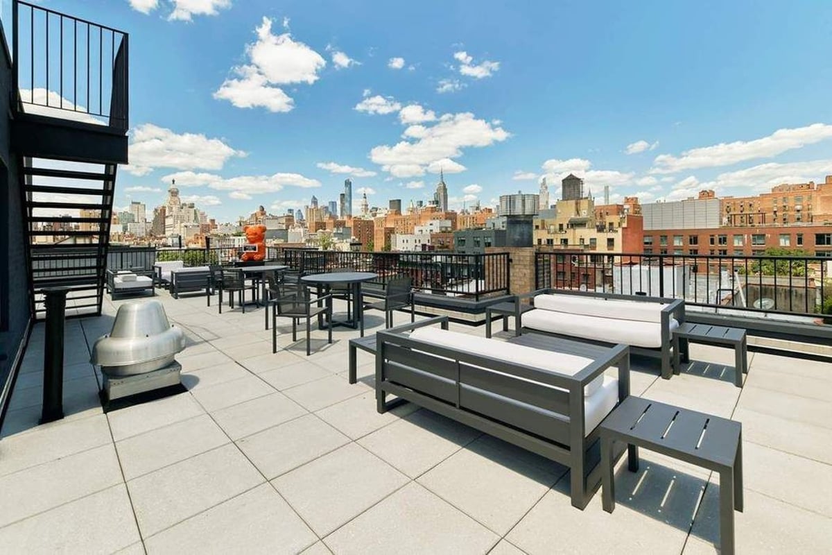 Photo for The Avant - 533 East 12th Street Condominium in East Village, Manhattan