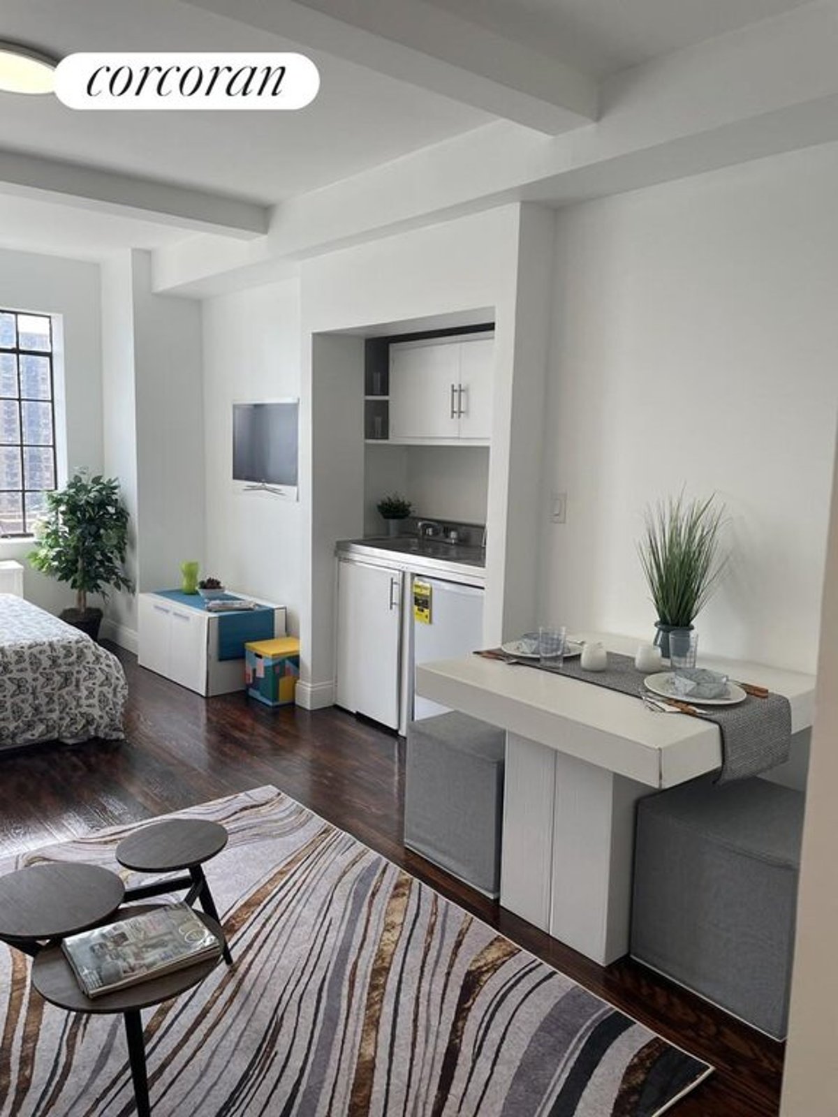 Photo for Prospect Tower - 45 Tudor City Place Cooperative in Turtle Bay, Manhattan