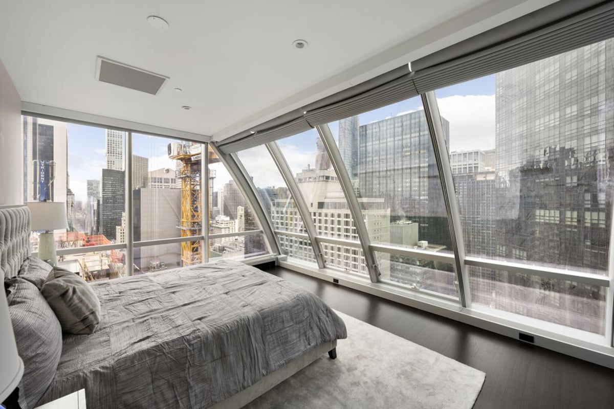 Photo for One57 - 157 West 57th Street Condominium in Midtown, Manhattan