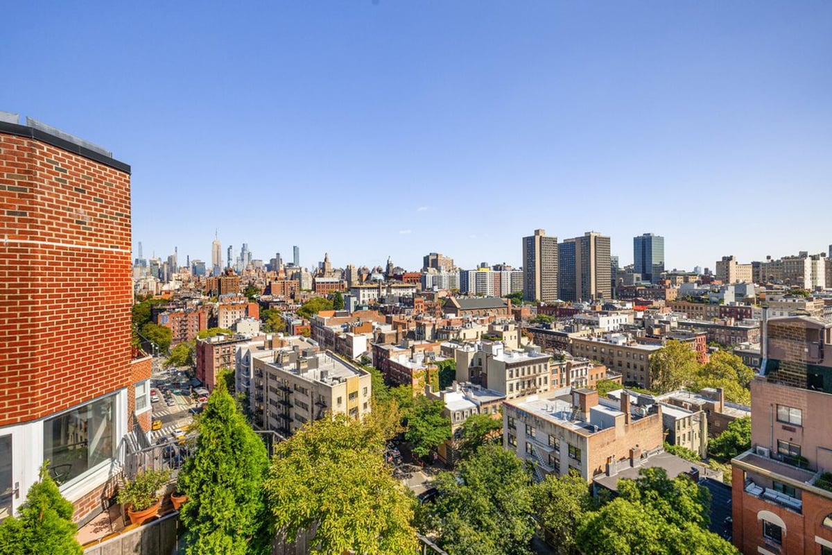 Photo for The Charlton House - 2 Charlton Street Cooperative in Soho, Manhattan