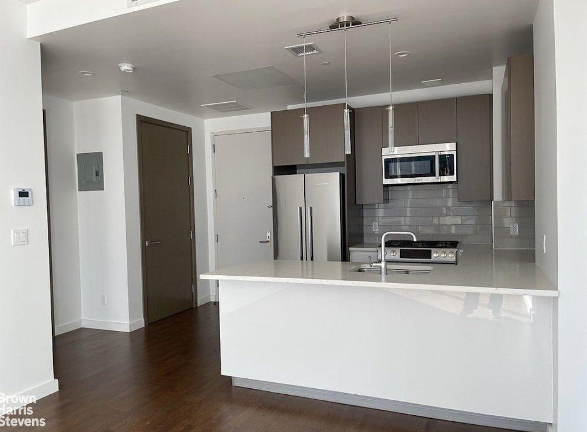 Photo for Star Tower LIC - 27-17 42nd Road Condominium in Long Island City, Queens