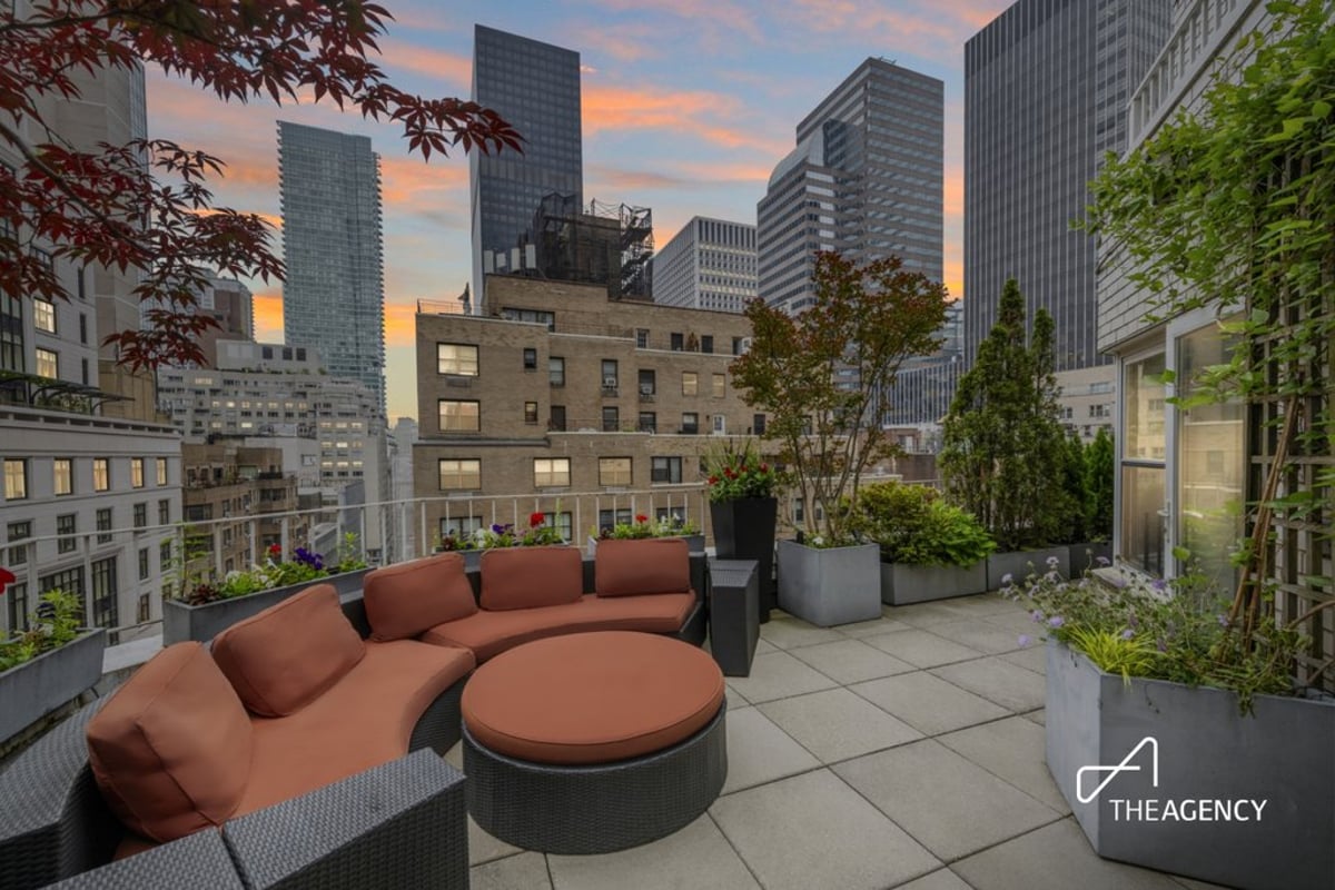 Photo for 136 East 56th Street - 136 East 56th Street Cooperative in Midtown East, Manhattan