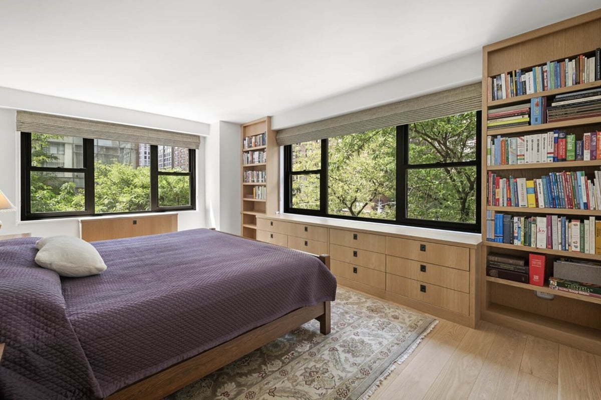 Photo for The Carlton Park - 1065 Park Avenue Cooperative in Upper East Side, Manhattan