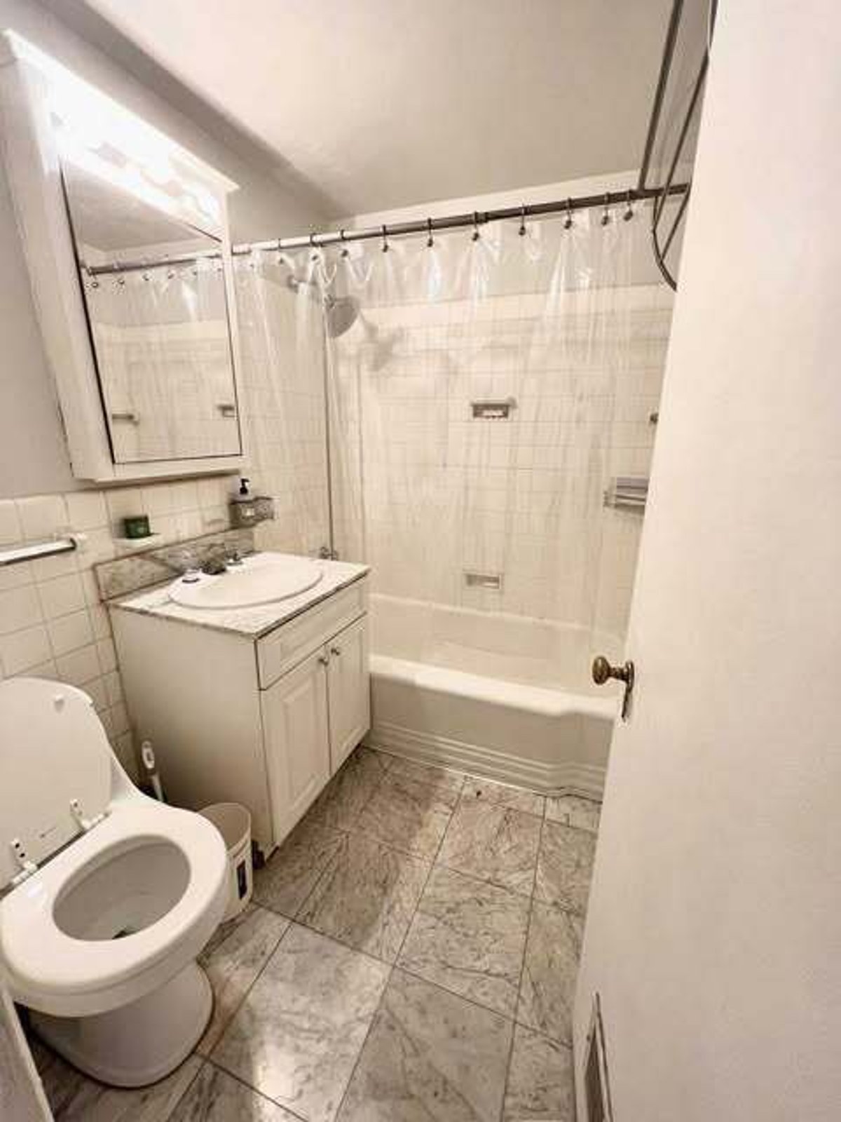 Photo for Lex 54 - 135 East 54th Street Condominium in Midtown East, Manhattan