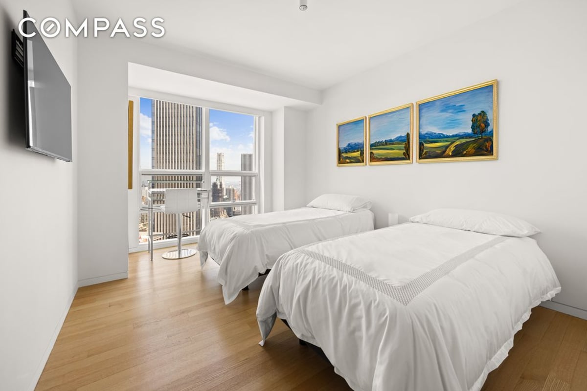 Photo for Metropolitan Tower - 146 West 57th Street Condominium in Midtown, Manhattan