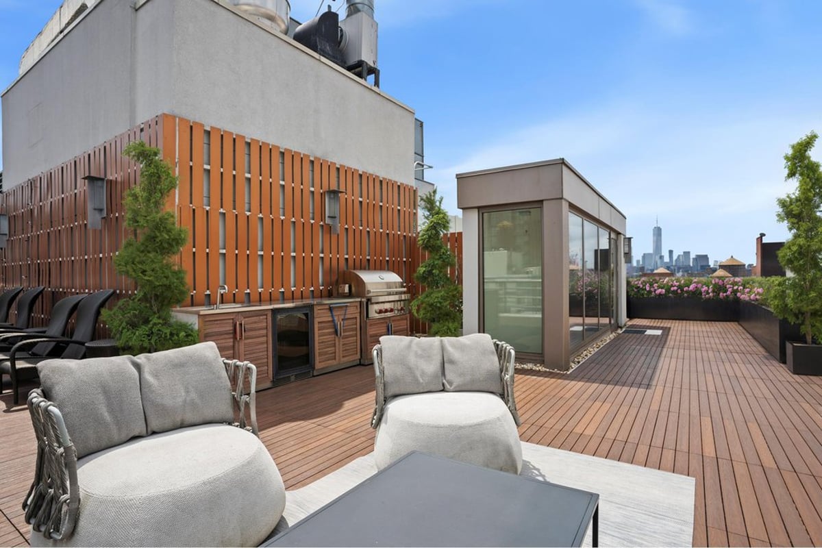 Photo for Citizen - 124 West 23rd Street Condominium in Chelsea, Manhattan