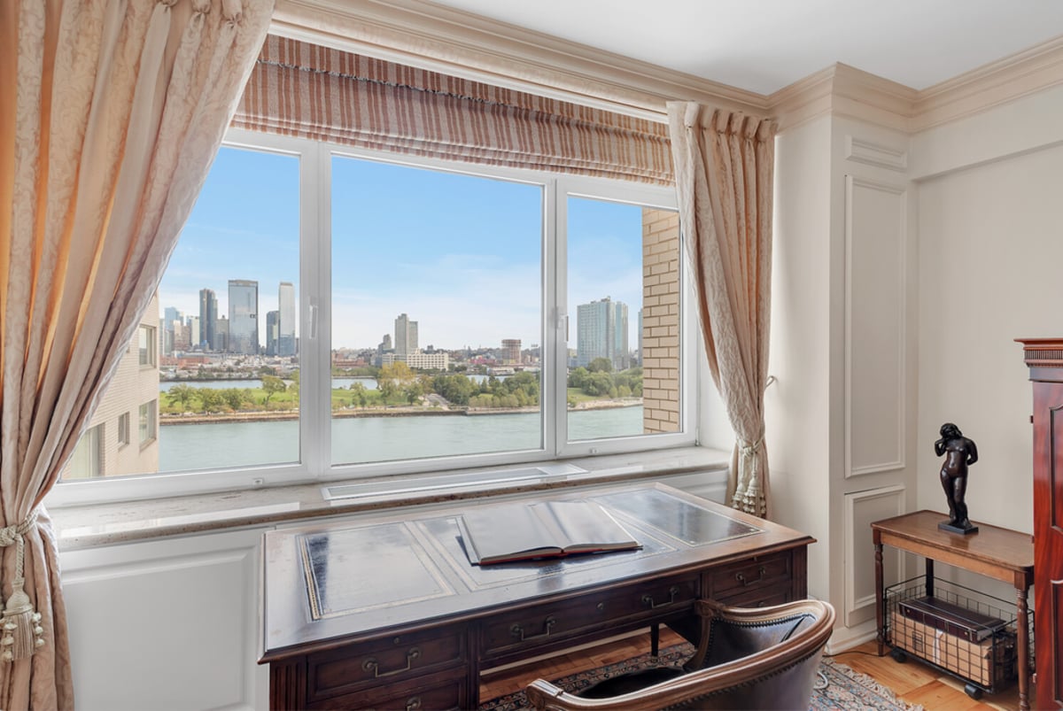 Photo for Cannon Point South - 45 Sutton Place South Cooperative in Midtown East, Manhattan