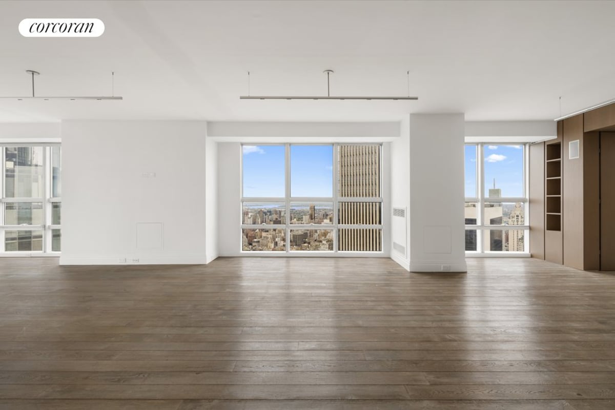 Photo for Metropolitan Tower - 146 West 57th Street Condominium in Midtown, Manhattan