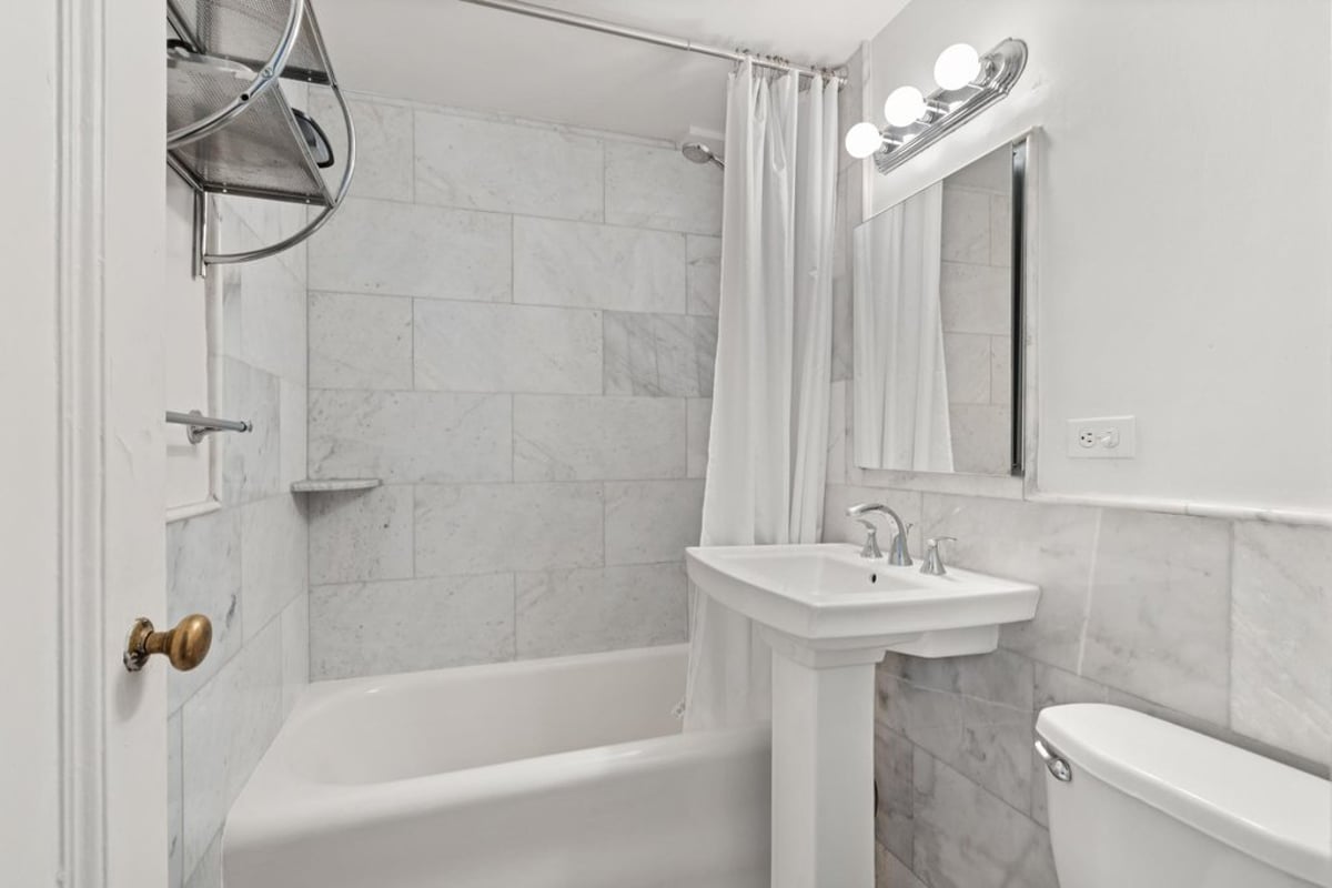 Photo for Prospect Tower - 45 Tudor City Place Cooperative in Turtle Bay, Manhattan